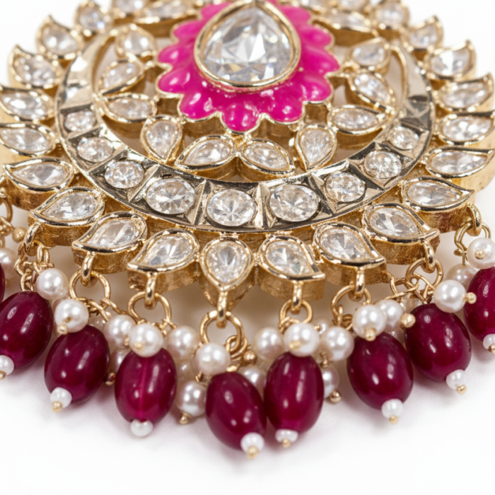 Turban Ornament Fringe Zoom